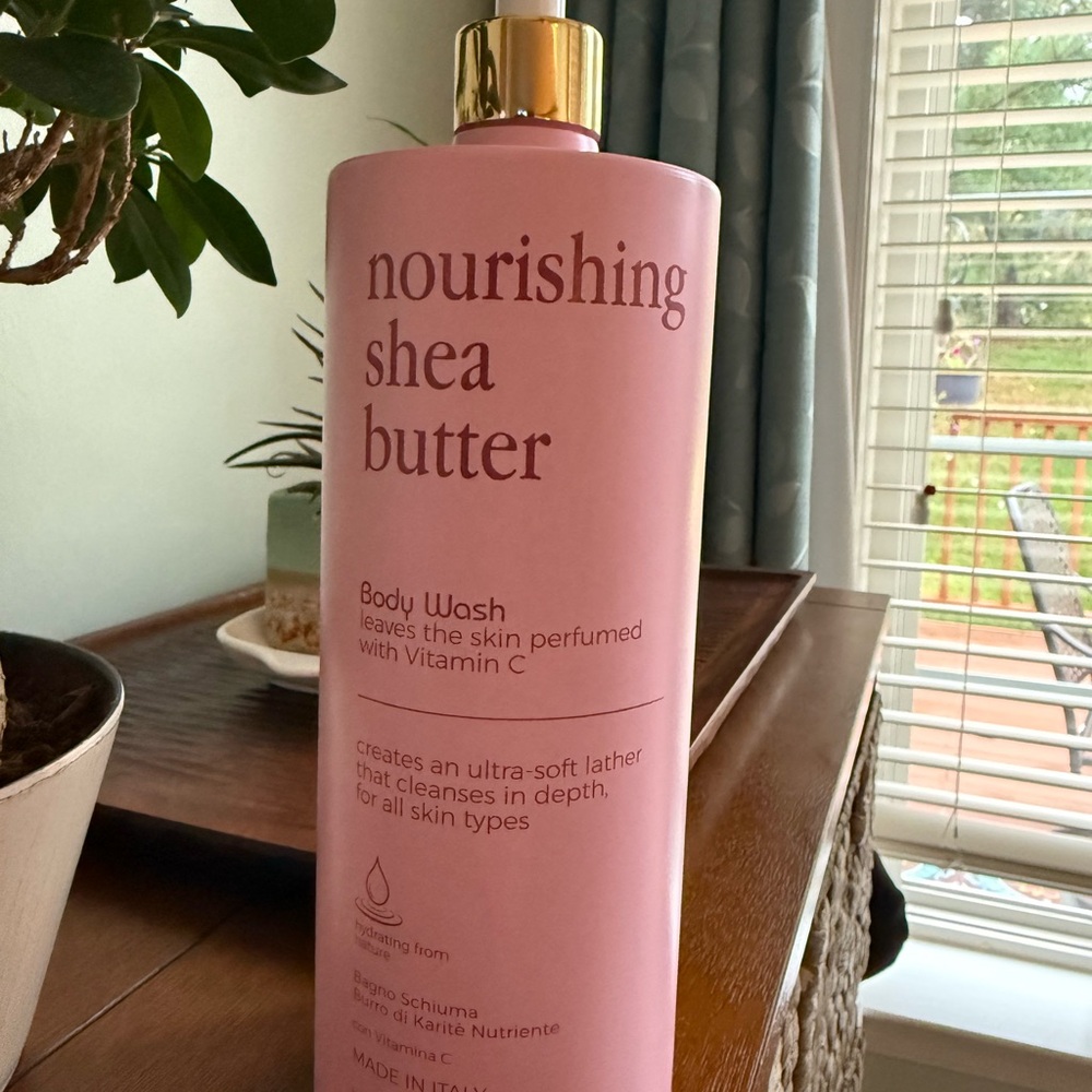 Nourishing Shea Butter Pink Body Wash